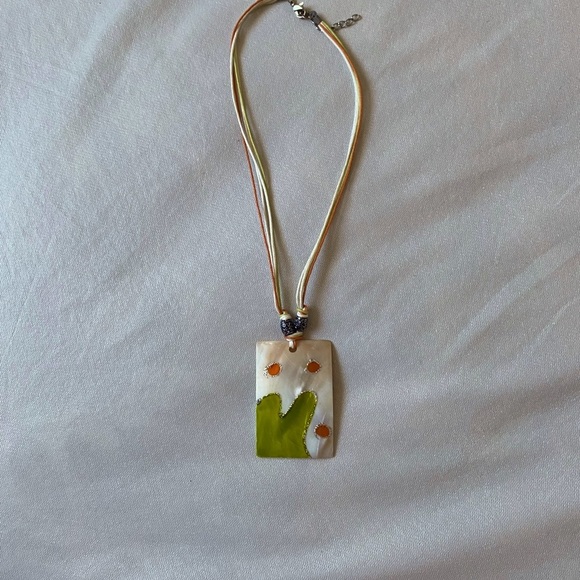 Vintage Spring Necklace - Picture 2 of 4